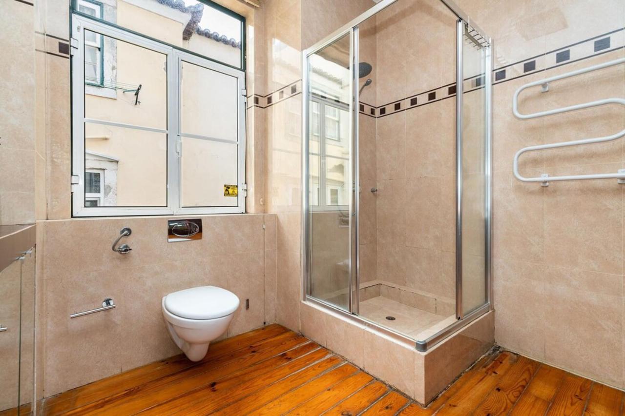Charming 2 Bedroom Apartment Next To Praca Da Figueira ลิสบอน ภายนอก รูปภาพ