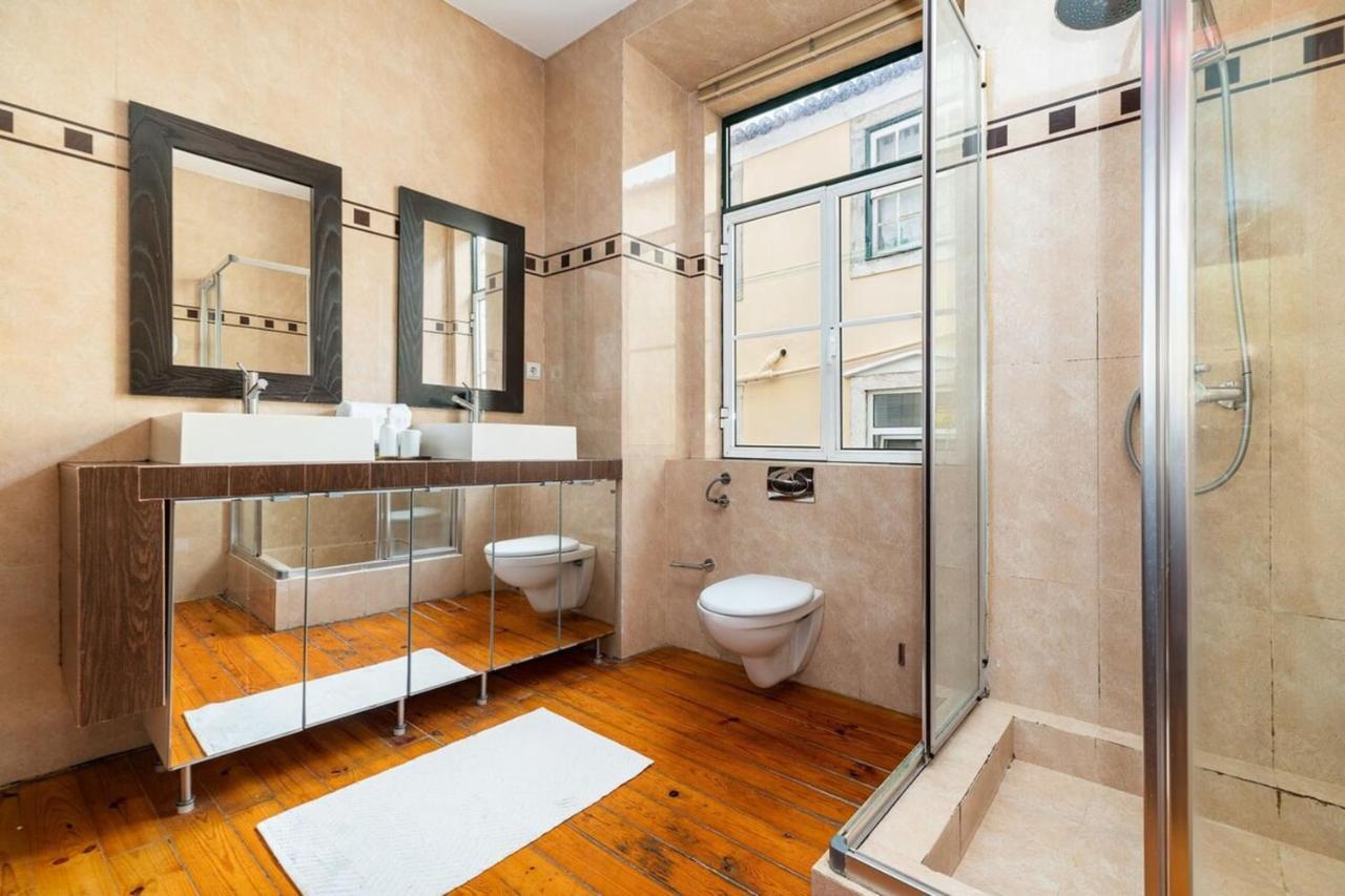 Charming 2 Bedroom Apartment Next To Praca Da Figueira ลิสบอน ภายนอก รูปภาพ