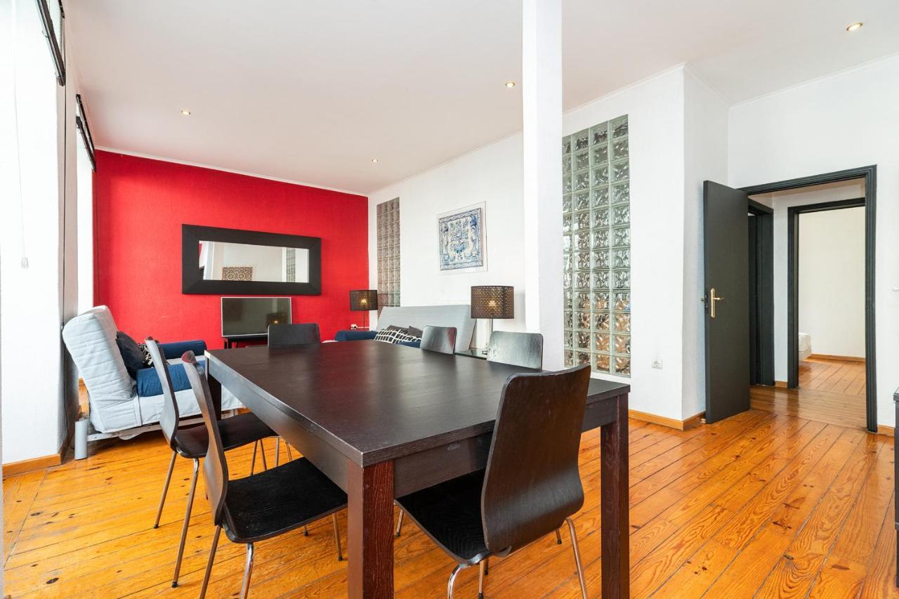 Charming 2 Bedroom Apartment Next To Praca Da Figueira ลิสบอน ภายนอก รูปภาพ
